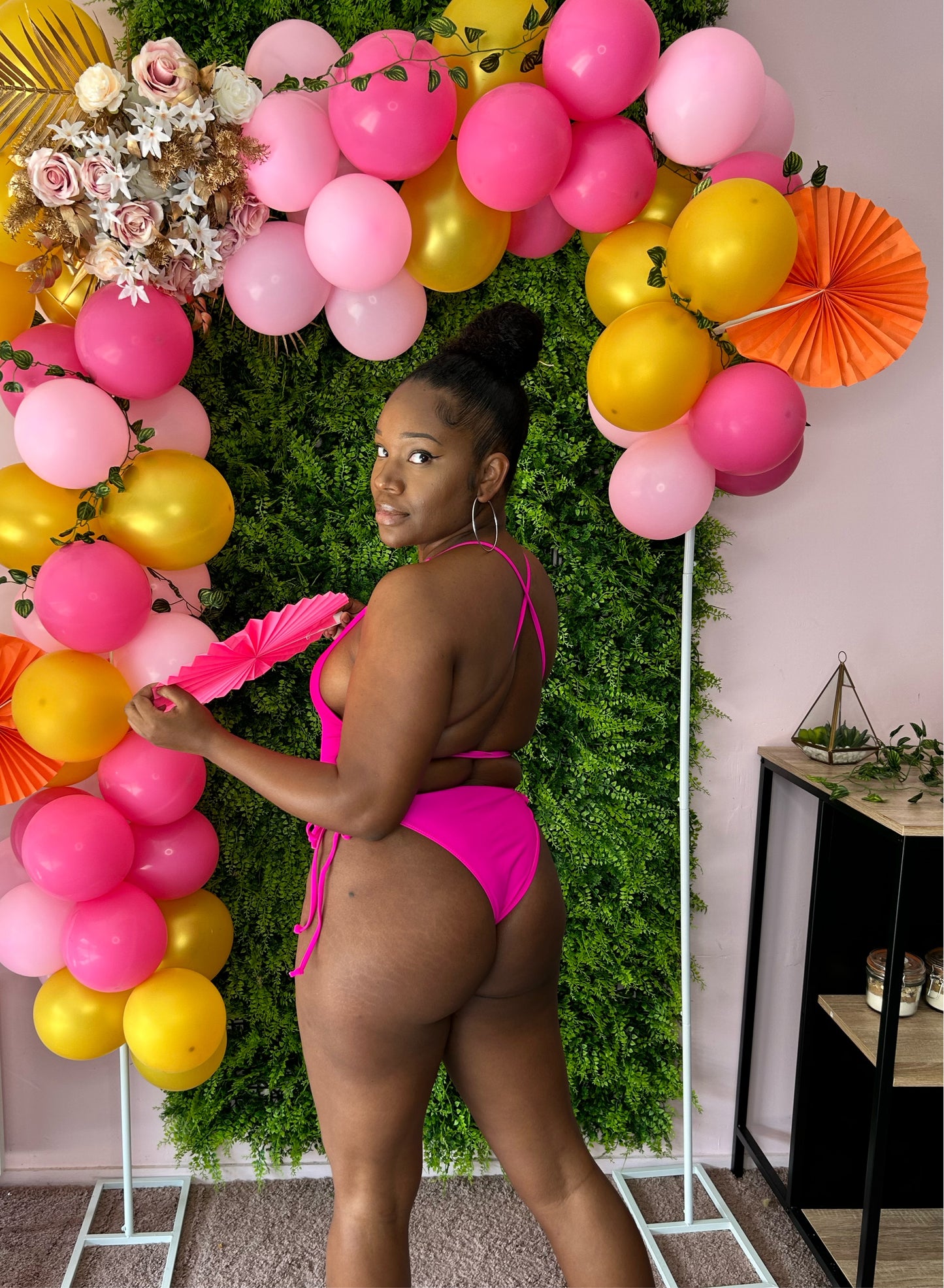 One piece swimsuit: pink